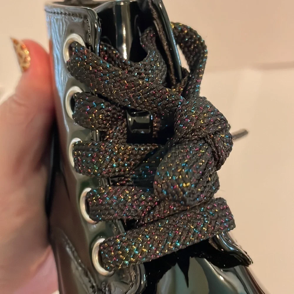 Seychelles Shinyao Black combat boots rainbow glittery black laces size 5
